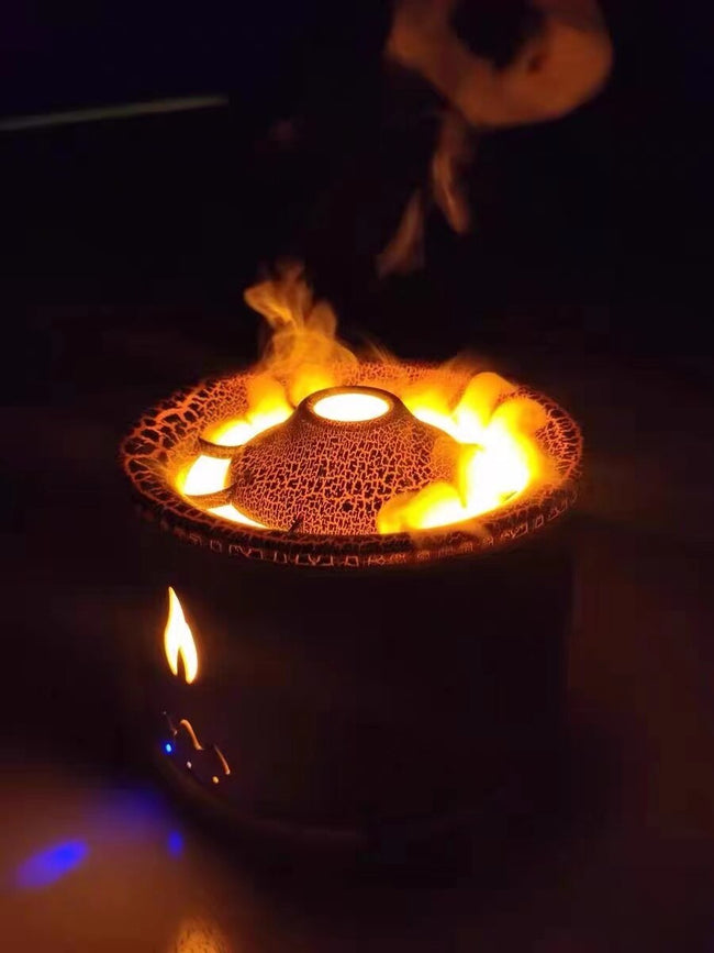 Magnifique volcan diffuseur d'huiles essentielles . Effets de fumée su